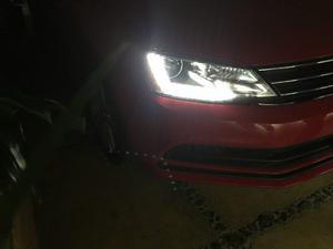 Volkswagen Jetta 4p L4 2.0 Man 