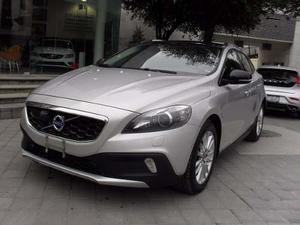Volvo V40 T5 Cross Coutry Inspiration 4x Cilindros