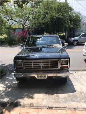 Camioneta Ford Pickup F Motor 8 Cilindros 302
