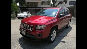 Jeep Compass 5p Latitud 5vel 4x2 5vel 