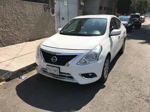 Nissan Versa Advance 