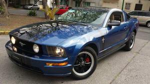 Ford Mustang Blue, Imponente