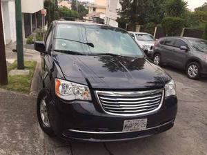 Chrysler Town&country  Out.