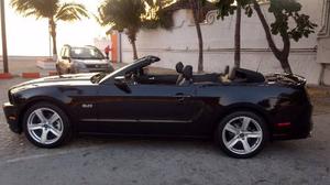 Mustang Gt Convertible  Gps Único Dueño Impecable