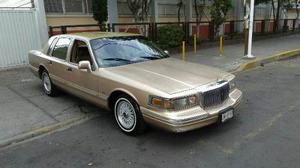 Lincoln Town Car Todo Pagado