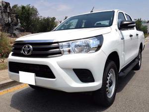 Impecable Camioneta Toyota Hilux 
