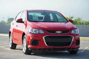 Chevrolet Sonic Estándar  Rojo