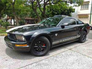Ford Mustang Black 45 Aniversario 