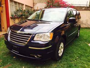 Chrysler Town & Country Touring 