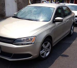 Volkswagen Jetta 4p Style Active 2.5 Aut B/a/l 