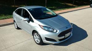 Ford Fiesta  Se Standar, Electrico, Impecable
