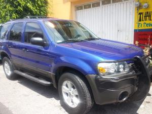 Ford Escape  Xls 4 cilindros ABS Airbags Todo Pagado