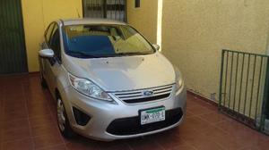 Ford Fiesta Gris