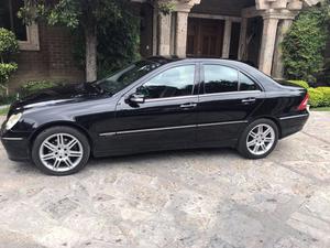 Mercedes-Benz C Kilometraje 