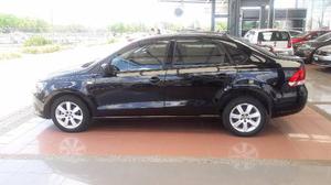 Vw Vento Active  Negro Aut  Kms