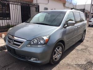 CAMIONETA HONDA ODYSSEY  FLAMANTE MEX LA MAS