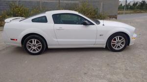 FORD MUSTANG GT  BLANCO