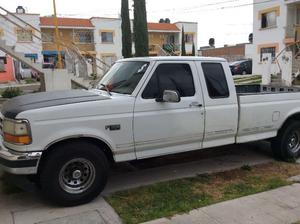 Buenota Pick up Ford F- cabina y media