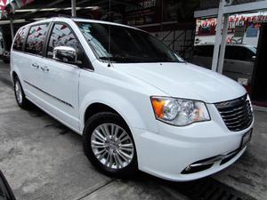 Chrysler Town & Country p Limited V6 3.6 aut