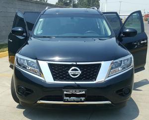 Nissan Pathfinder  IMPECABLE