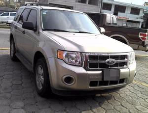 FORD ESCAPE *SRTA ISABEL /*HAY