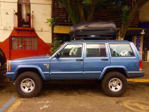 Hermos Jeep Cherokee Sport Azul Cielo 