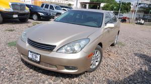 Lexus ES EMPADRONADO