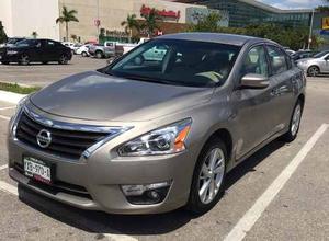 Nissan Altima 4 Cil Aut. Advance Piel Camara De Reversa Equi