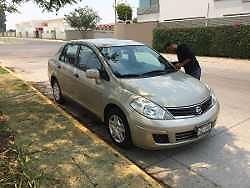 Nissan Tiida  Custom aut. "Impecable con poco