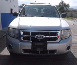 FORD ESCAPE *SRTA ISABEL /*HAY