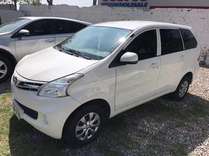 Toyota Avanza  "AUTOMATICO"
