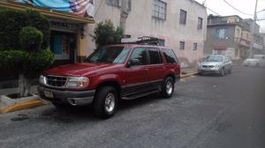 Ford Explorer (Muy Conservada)