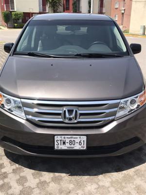 Honda odyssey Lxe