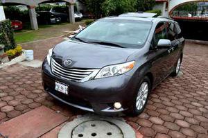 Toyota Sienna Limited Impecable Maximo Equipo