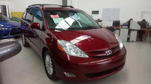 Toyota Sienna p XLE aut