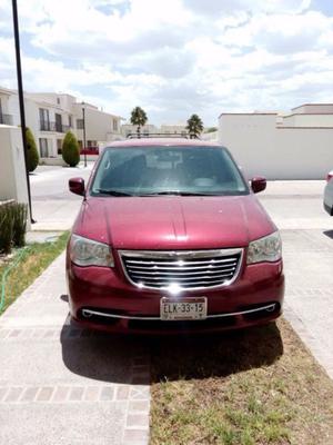 Chrysler Town & Country  Kilometraje 