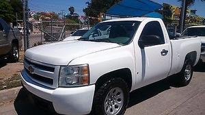 Chevrolet Silverdo  (credito disponible)