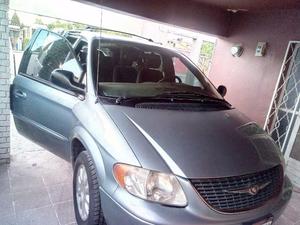 Chrysler Town & Country 