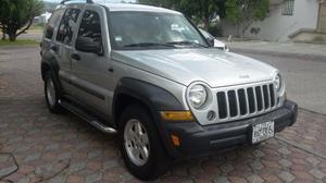 Jeep Liberty impecable