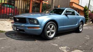 Mustang  V6,titulo Limpio,tenencia ,piel,automatico.