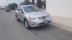 Nissan Rogue Esclusive