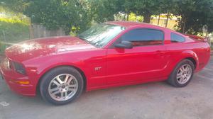 Ford Mustang 8 cil.*NEGOCIABLE*