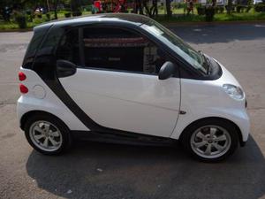 Smart Fortwo Coupe Black & White 