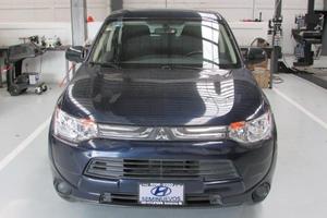 Mitsubishi Outlander p ES L4/2.4 Aut