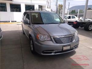Chrysler Town & Country Lx Atm 7 Pax