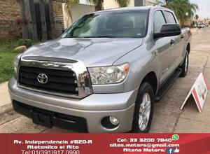 Toyota Tundra  V8 Crew Max Sr5