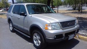 Ford Explorer XLT  CREDITO DISONIBLE