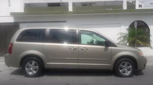 CHRYSLER TOWN & COUNTRY 