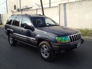 Grand Cherokee Laredo