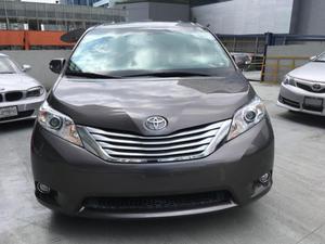 Toyota Sienna P Limited V6/3.5 Aut